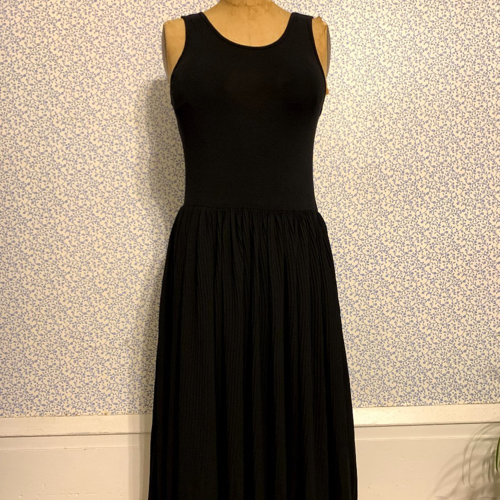 Flowing Black Maxi Dress with Stretch Drop Waist